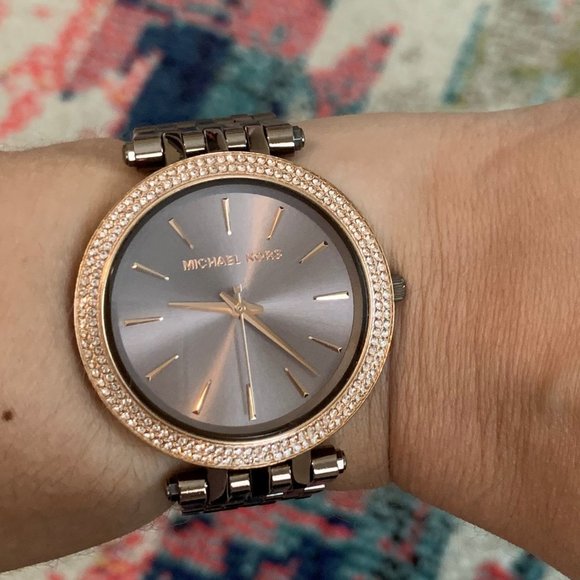 Michael Kors Women's Watch - Picture 2 of 4